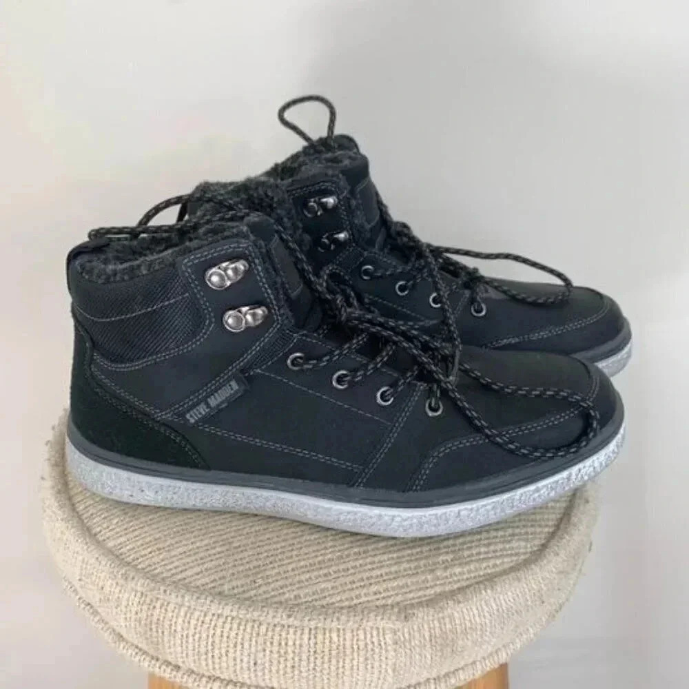 Steve  Madden fleece winter warm lace up shoes 9